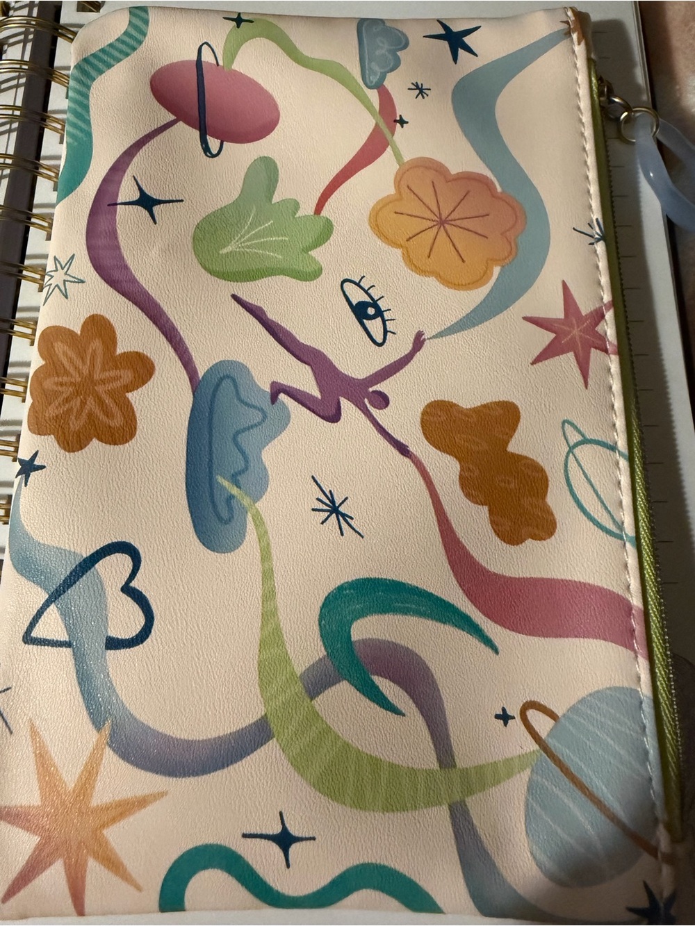 ipsy Cream Cosmetic Pouch with Multicolor Abstract Print